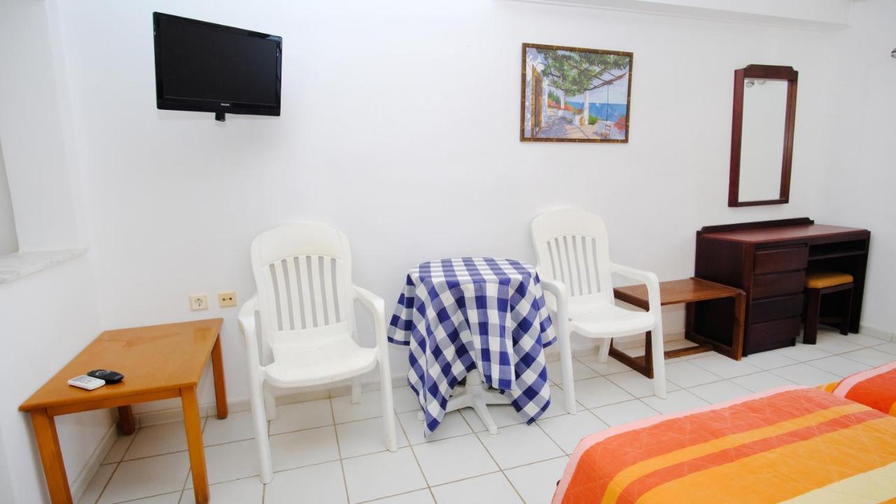 Keti Apartments Adelianos Kampos Exterior foto